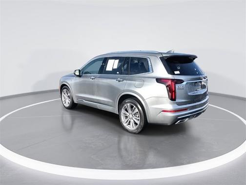 2025 Cadillac XT6 FWD Premium Luxury