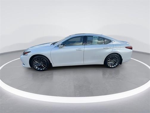 2025 Lexus ES 300h ES 300h Ultra Luxury