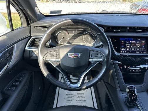 White 2024 Cadillac XT6 AWD Premium Luxury