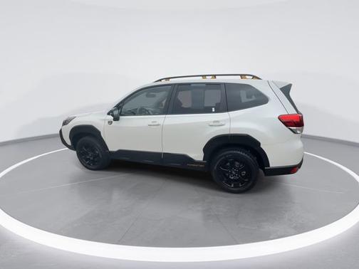 Crystal White Pearl 2023 Subaru Forester Wilderness