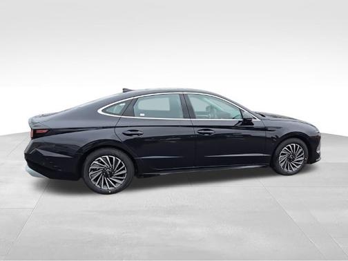 Carbon Blue 2025 Hyundai SONATA Hybrid Limited