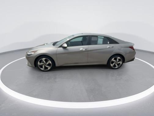 Fluid Metal 2023 Hyundai ELANTRA SEL