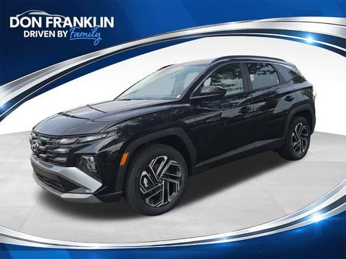 Phantom Black 2026 Hyundai TUCSON SEL Plus