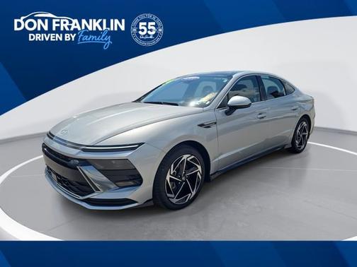Aero Silver 2024 Hyundai SONATA SEL