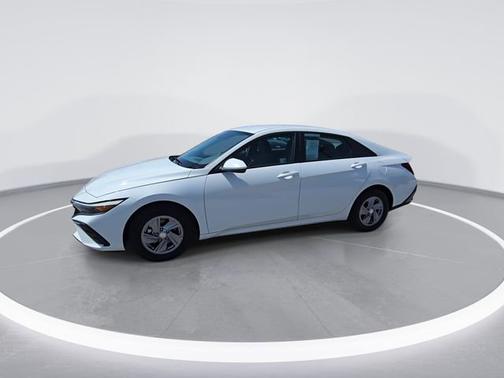 Serenity White 2025 Hyundai ELANTRA SE