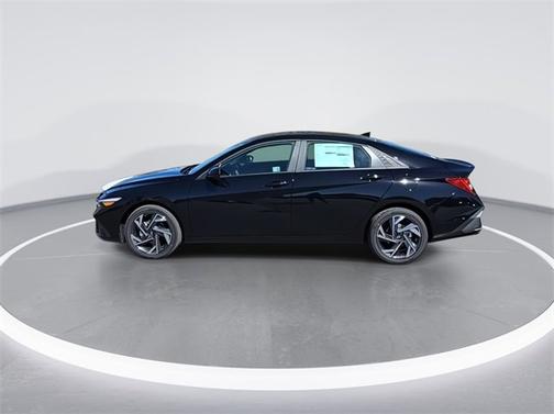 2025 Hyundai ELANTRA HEV SEL Sport