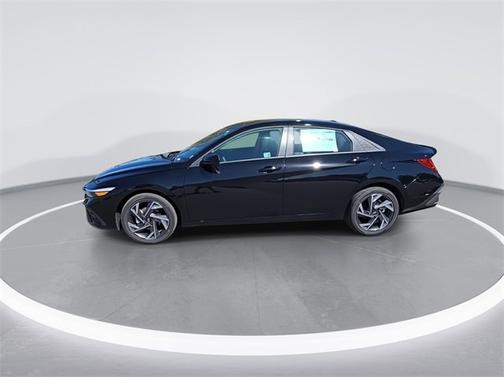 2025 Hyundai ELANTRA HEV SEL Sport