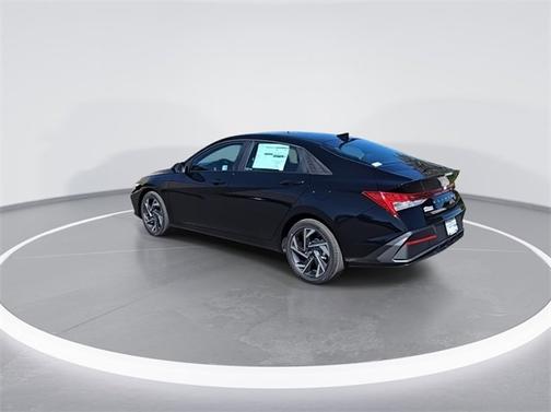 2025 Hyundai ELANTRA HEV SEL Sport