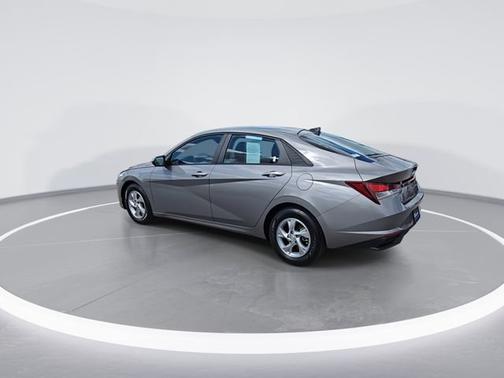 Fluid Metal 2021 Hyundai ELANTRA SE