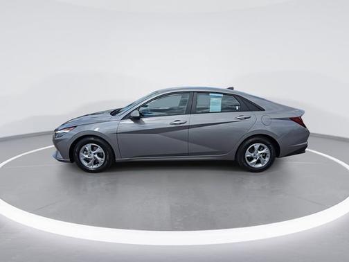 Fluid Metal 2021 Hyundai ELANTRA SE
