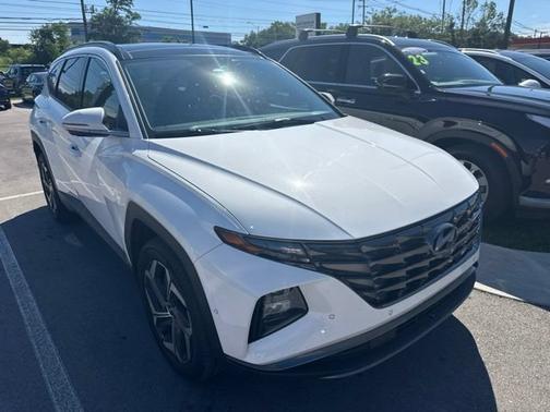 White Pearl 2024 Hyundai TUCSON Limited