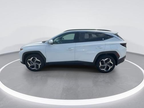 White Pearl 2024 Hyundai TUCSON Limited