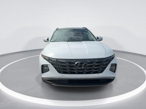 White Pearl 2024 Hyundai TUCSON Limited