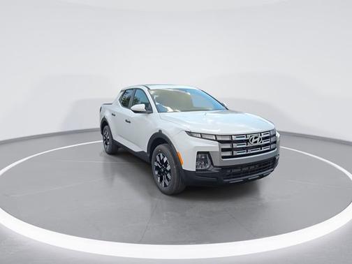 Atlas White 2026 Hyundai SANTA CRUZ SE