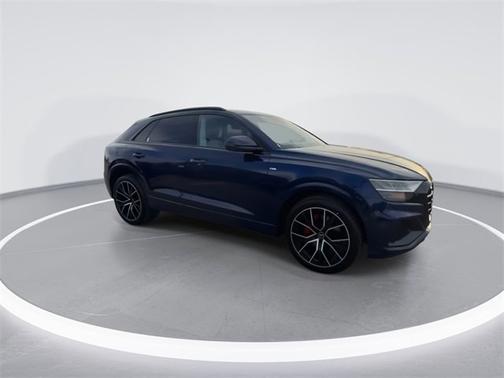 2021 Audi Q8 Premium Plus