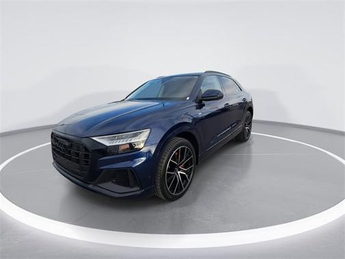 2021 Audi Q8 Premium Plus