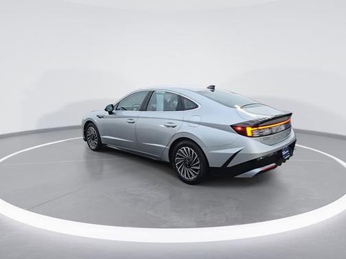 2024 Hyundai SONATA Hybrid SEL