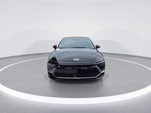Abyss Black 2025 Hyundai SONATA SEL