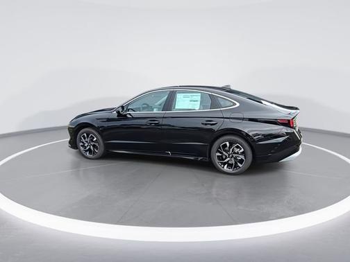 Abyss Black 2025 Hyundai SONATA SEL