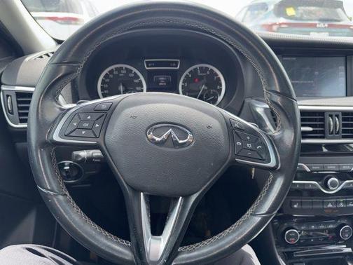 2019 INFINITI QX30 Luxe