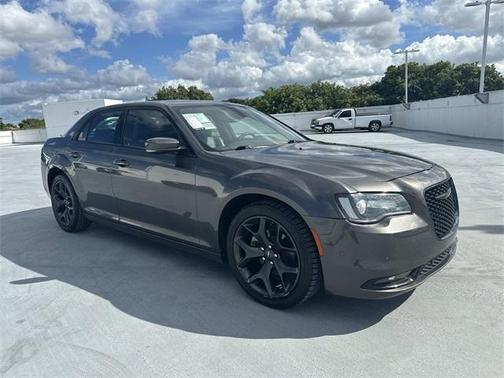 2023 Chrysler 300 S