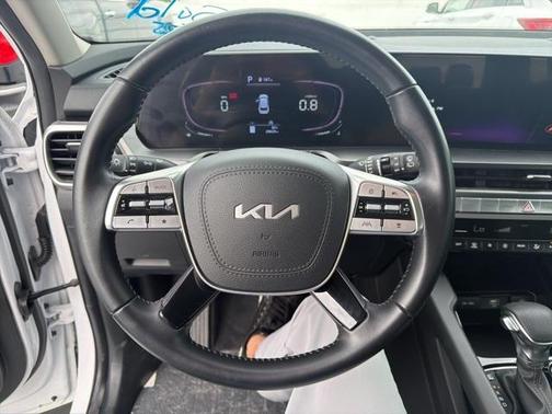 2023 Kia Telluride LX