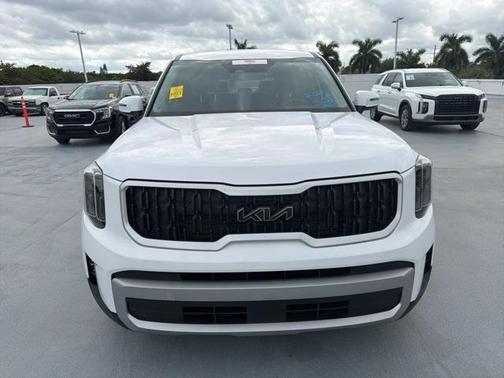 2023 Kia Telluride LX