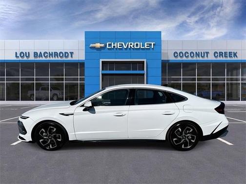 2025 Hyundai SONATA SEL