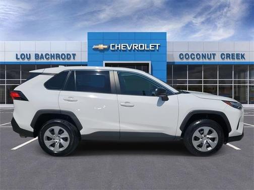 2024 Toyota RAV4 LE