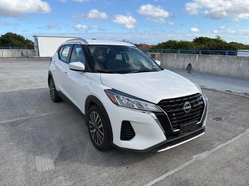 2023 Nissan Kicks SV