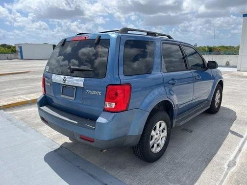 2009 Mazda Tribute i Sport