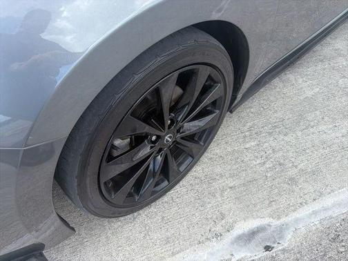 2023 Nissan Maxima SR