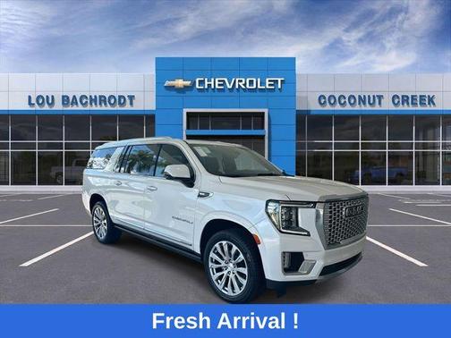 White Frost 2022 GMC Yukon XL Denali