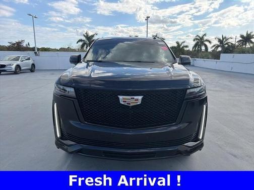 2023 Cadillac Escalade Sport