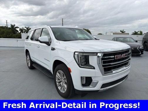 2023 GMC Yukon SLT