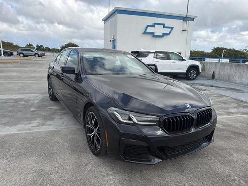 2023 BMW 530e 530e