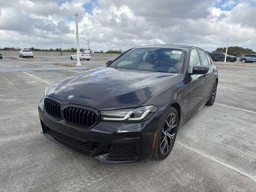2023 BMW 530e 530e