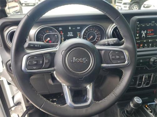 2023 Jeep Gladiator Overland