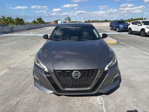 2020 Nissan Altima 2.5 SR