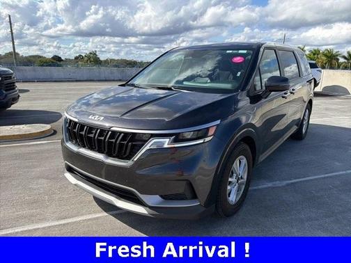 2024 Kia Carnival LX