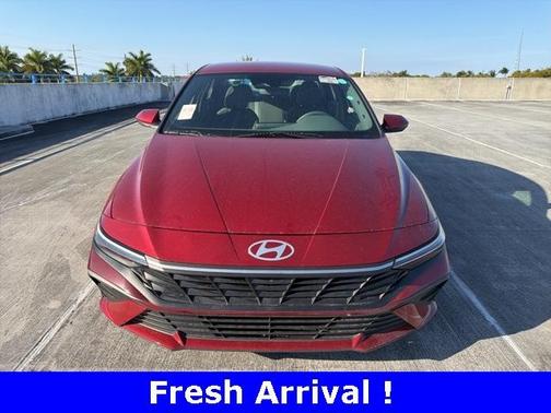 2024 Hyundai ELANTRA SEL