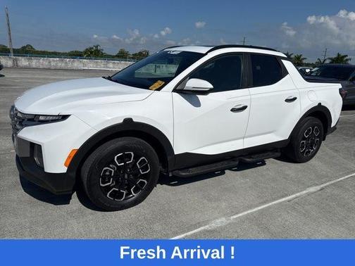 White 2024 Hyundai SANTA CRUZ 2.5L SEL