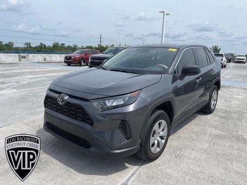 2022 Toyota RAV4 LE