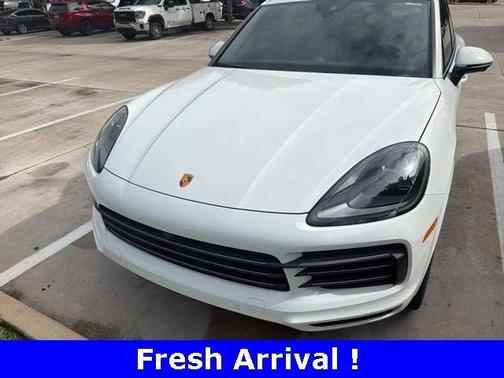 2023 Porsche Cayenne Platinum Edition