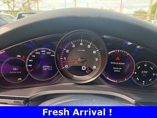 2023 Porsche Cayenne Platinum Edition