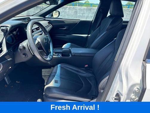 Ultra White 2019 Lexus ES 350 F Sport