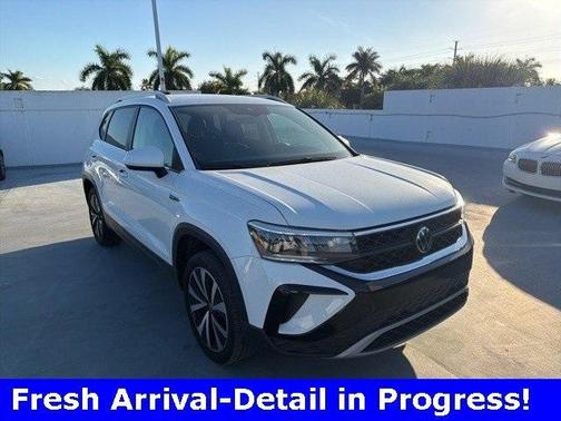 2024 Volkswagen Taos 1.5T SE