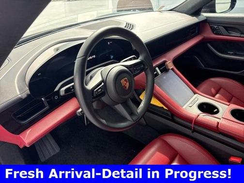 2020 Porsche Taycan Turbo