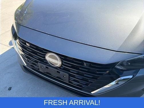 Gun Metallic 2024 Nissan Sentra SV