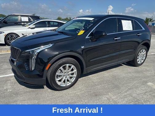 Black Metallic 2023 Cadillac XT4 Luxury